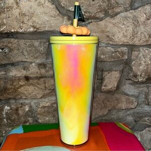 NWT STARBUCKS 2025 Swirl Yellow Orange Flower Charm Straw Topper Tumbler 24oz